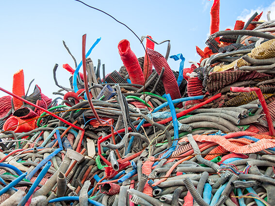 tuyaux en plastiques