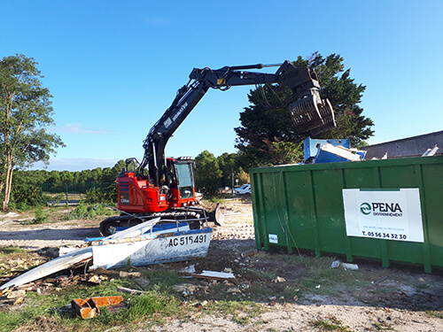 Deconstruction dépollution et recyclage des bateaux de plaisance Deconstruction dépollution et recyclage des bateaux de plaisance